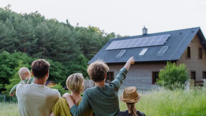 Photovoltaik-Anlage für Privat und Familien aus Tirol